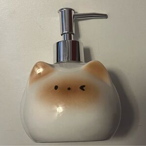 Cute Siamese Cat Soap Dispenser